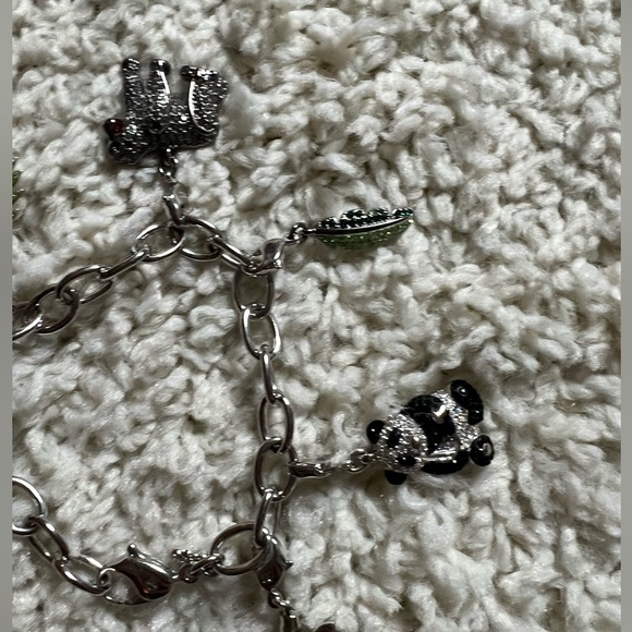 Swarovski Bracelet with 6 charms - Picture 5 of 7